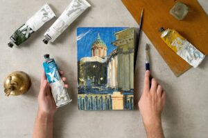 ARTCLASS — онлайн-школа творчества с курсами по живописи, вышивке и коллажу. Рассказываем о занятиях и возможности выиграть 30 тысяч рублей